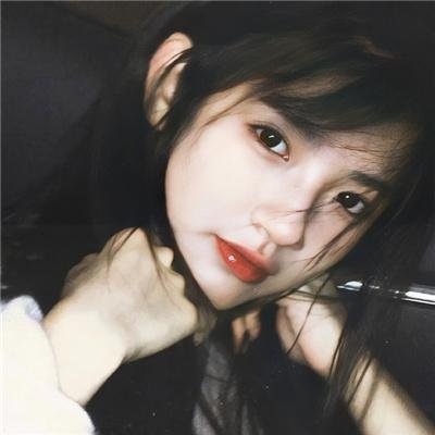 蒙娜丽莎与血月